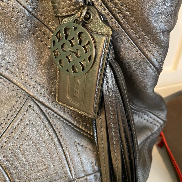 Grey Coach Leather Shoulder Bag - Picture 2 of 7